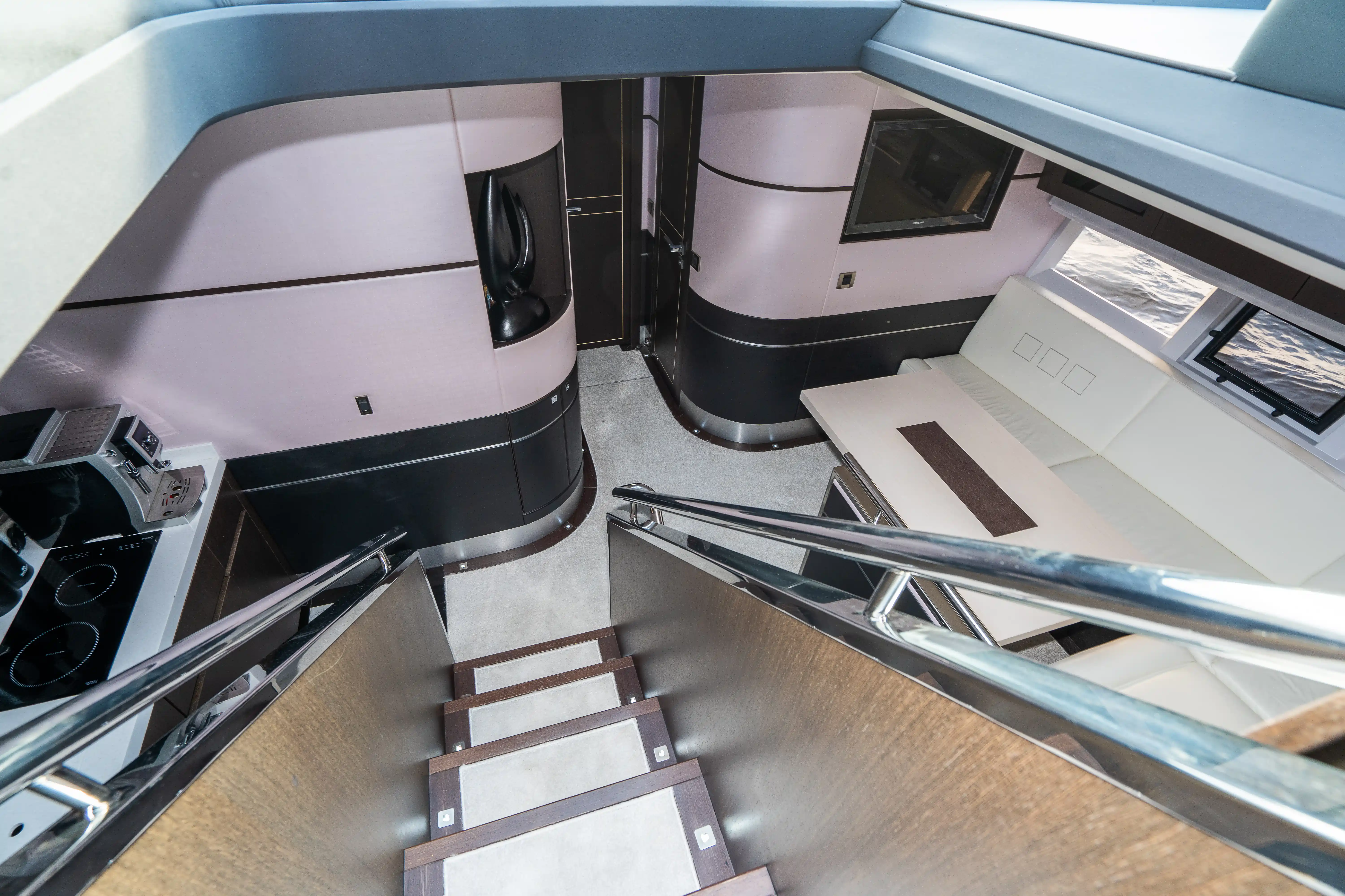 Яхта  «Galeon 640» image- 34